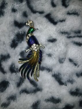 Vintage Peacock Bird Enamel Brooch Pin in Green, Blue & Gold